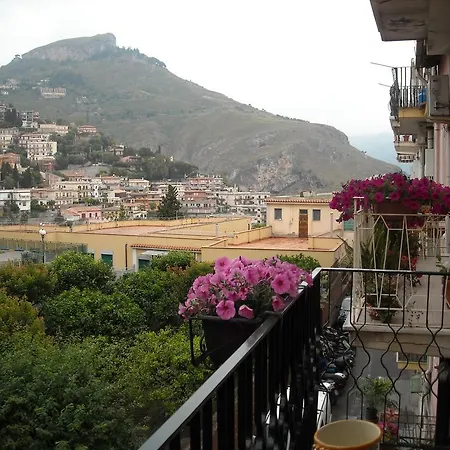 Bed & Breakfast Maison D'Art Casa Arico Taormina