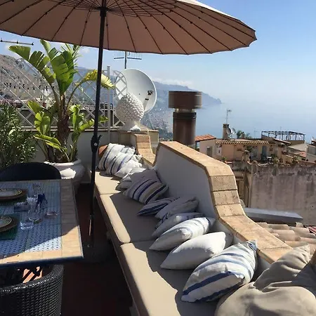 Maison D'Art Casa Arico Taormina Bed & Breakfast *